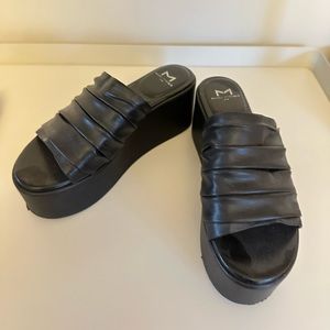 Marc Fisher platform leather sandals